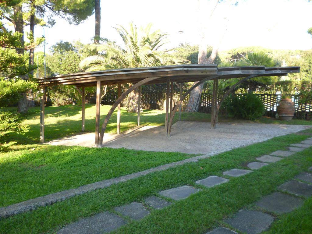 Villa Il Geranio à Tirrenia Extérieur photo